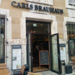 Das Carls Brauhaus Stuttgart vom Schloßplatz her