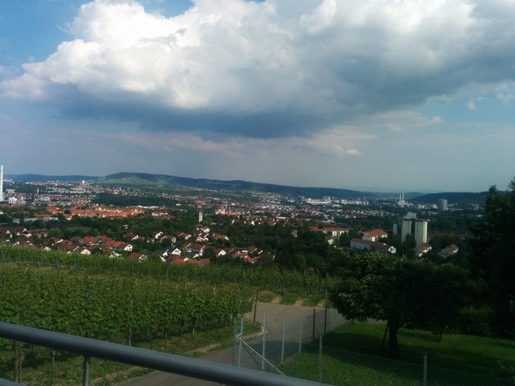 Ausblick im Aussichtsreich Stuttgart Richtung Esslingen und Fellbach