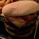 Käse & Speck Burger mit doppelt Fleisch im Hans im Glück im Europaviertel Stuttgart