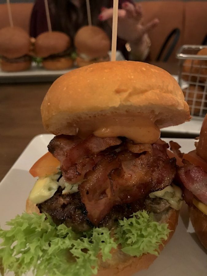 Blue Cheese Bacon Burger (Blue Cheese, Bacon) im Burger House Stuttgart West