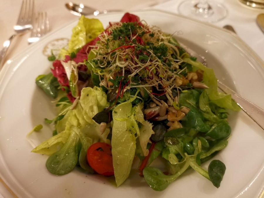 Salat im Hotel Restaurant Royal Stuttgart