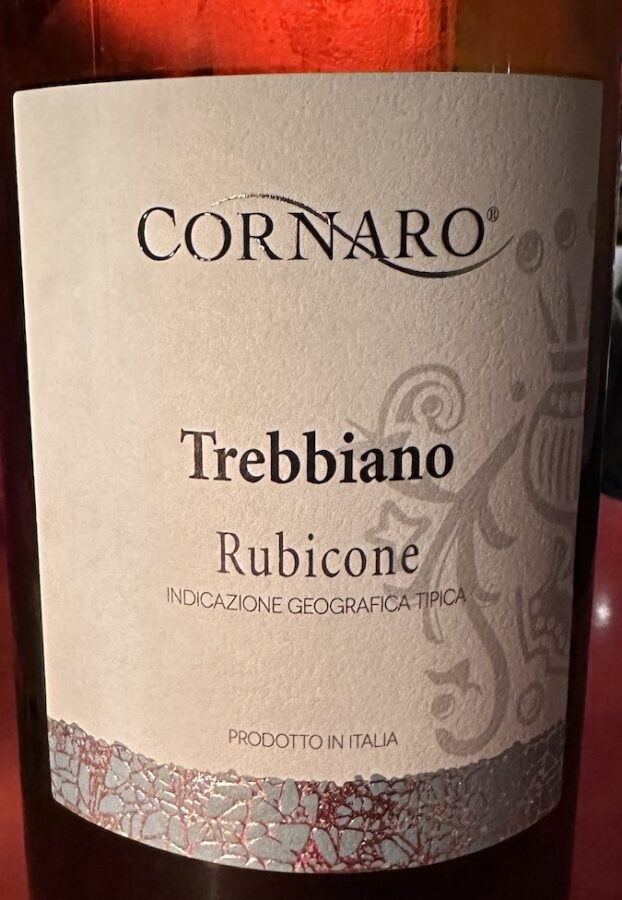 Der weiße Tafelwein im Italo Disco, ein Trebbiano Rubicone von CORNARO